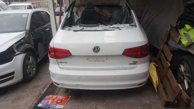 Volkswagen Jetta 2011-2015 Çıkma Yedek Bagaj Kapagı